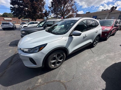 2025 Ford Escape ST-Line Select