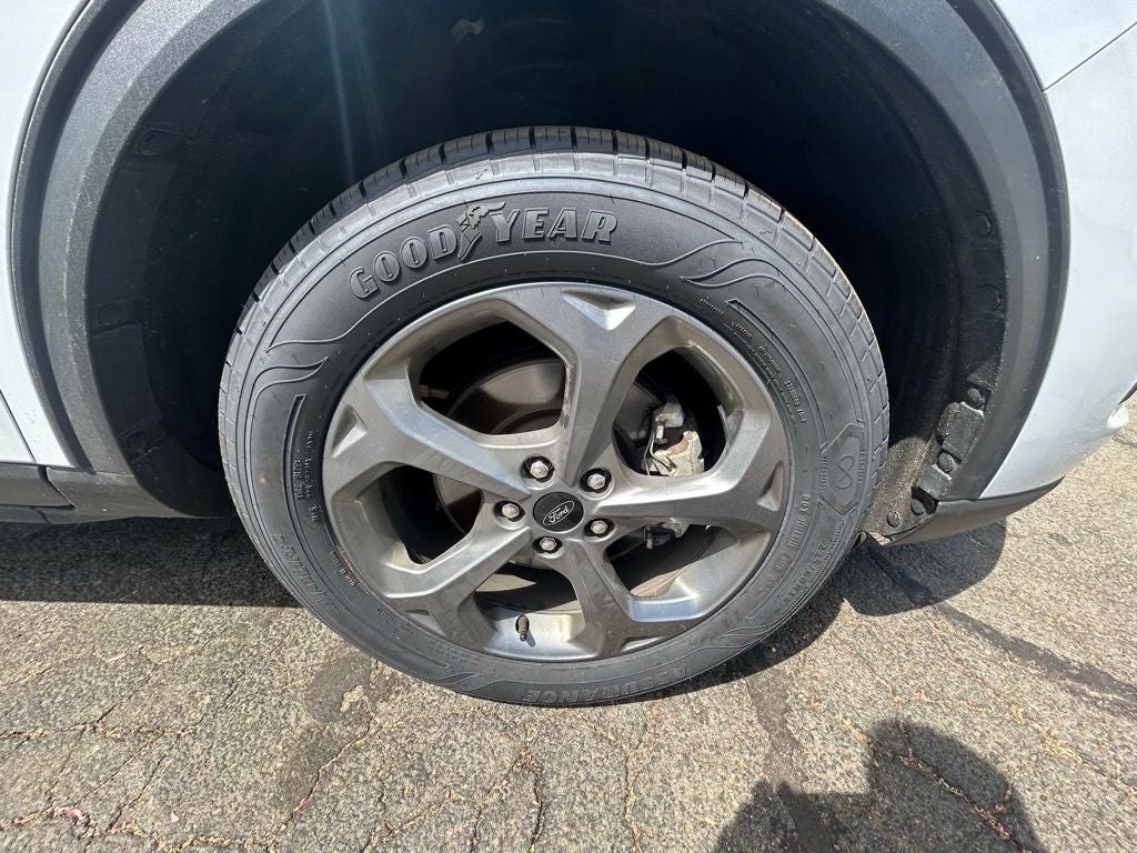 2025 Ford Escape ST-Line Select AWD Certified P/O