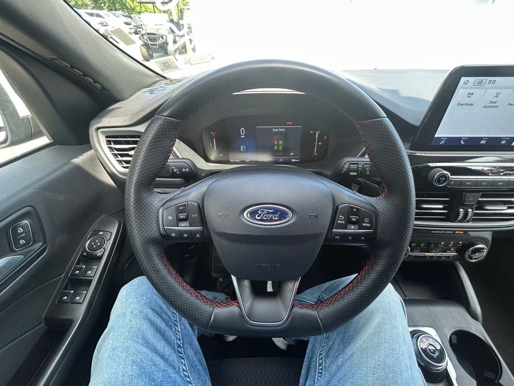 2025 Ford Escape ST-Line Select AWD Certified P/O