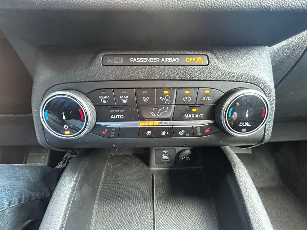 2025 Ford Escape ST-Line Select AWD Certified P/O