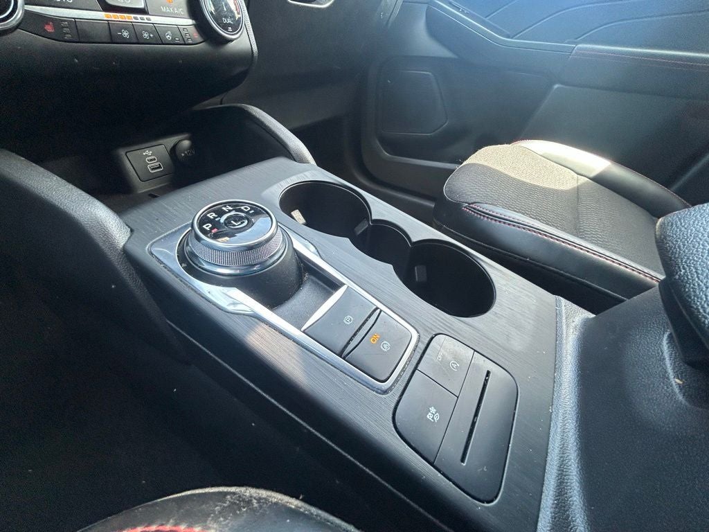 2025 Ford Escape ST-Line Select AWD Certified P/O