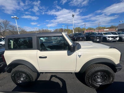 2025 Ford Bronco Base