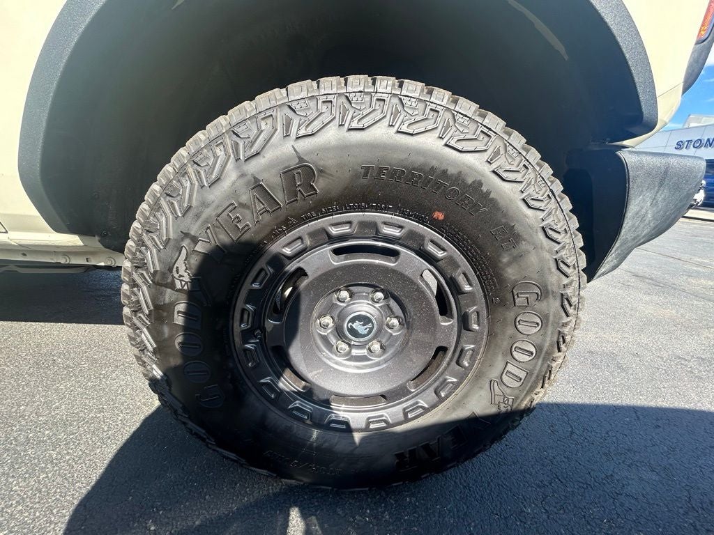 2025 Ford Bronco Base