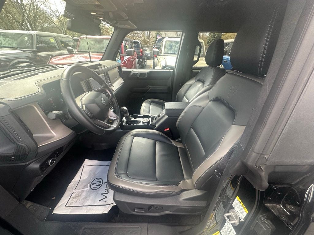 2025 Ford Bronco Outer Banks 4x4