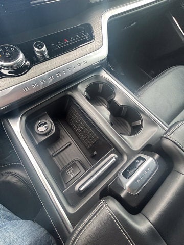 2025 Ford Expedition Max Platinum 4x4