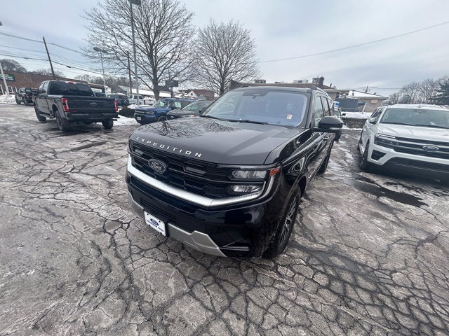2025 Ford Expedition Max Platinum 4x4