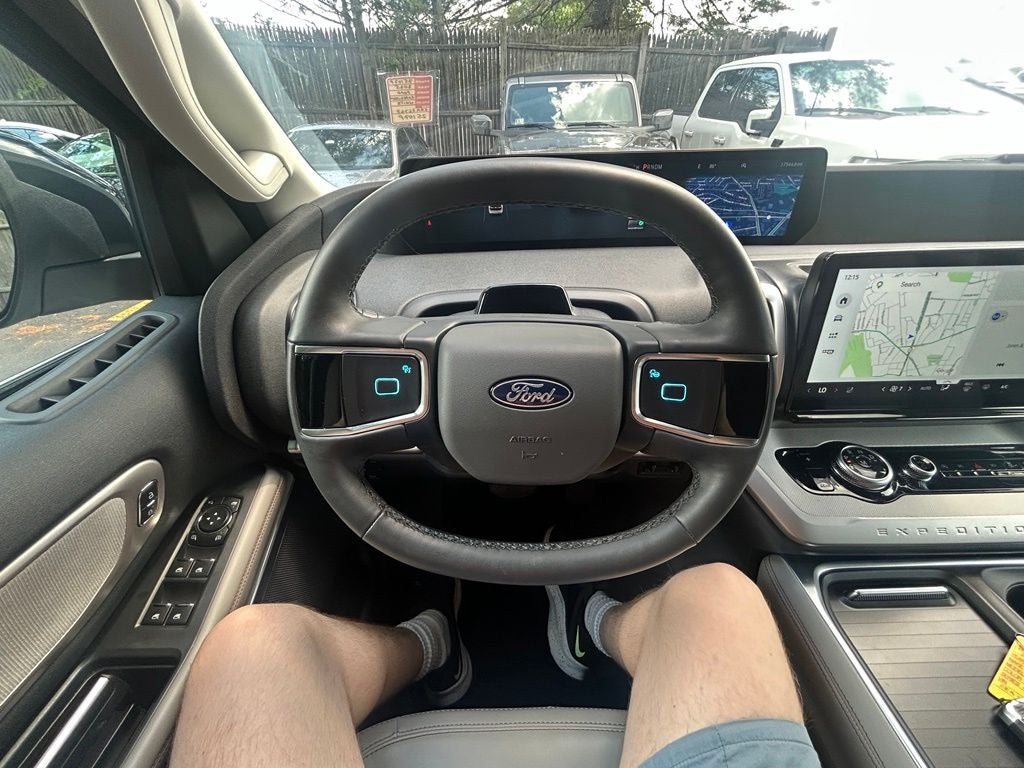 2025 Ford Expedition Active