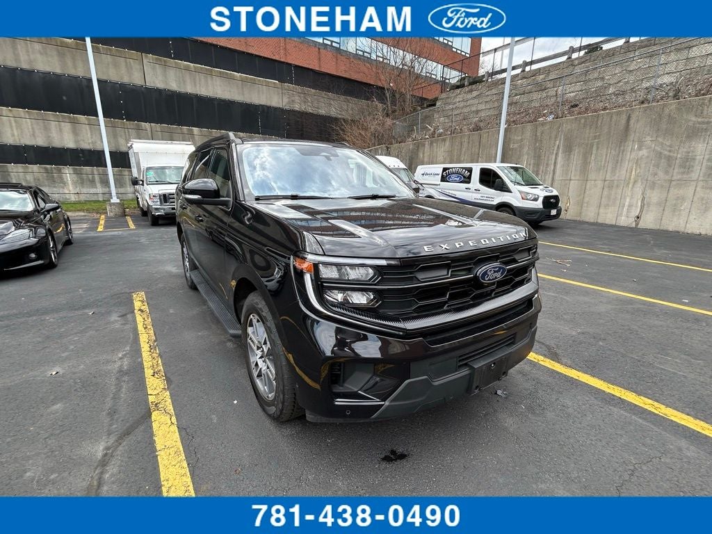 2025 Ford Expedition Active 4x4