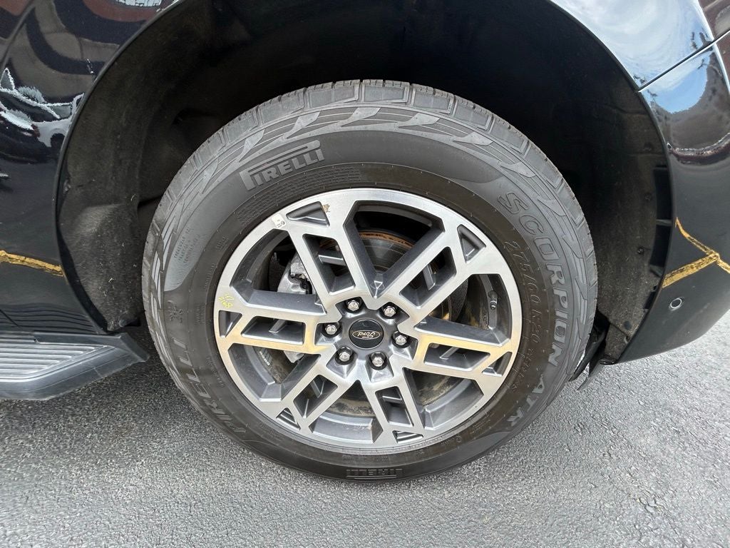 2025 Ford Expedition Active 4x4