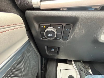 2025 Ford Expedition Active 4x4