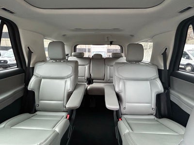 2025 Ford Expedition Active 4x4