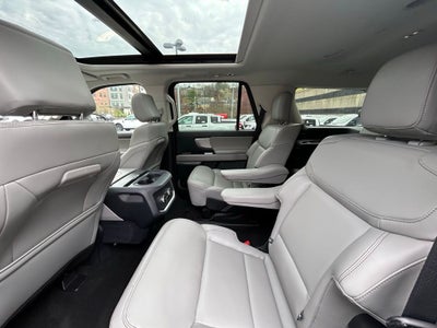 2025 Ford Expedition Active 4x4