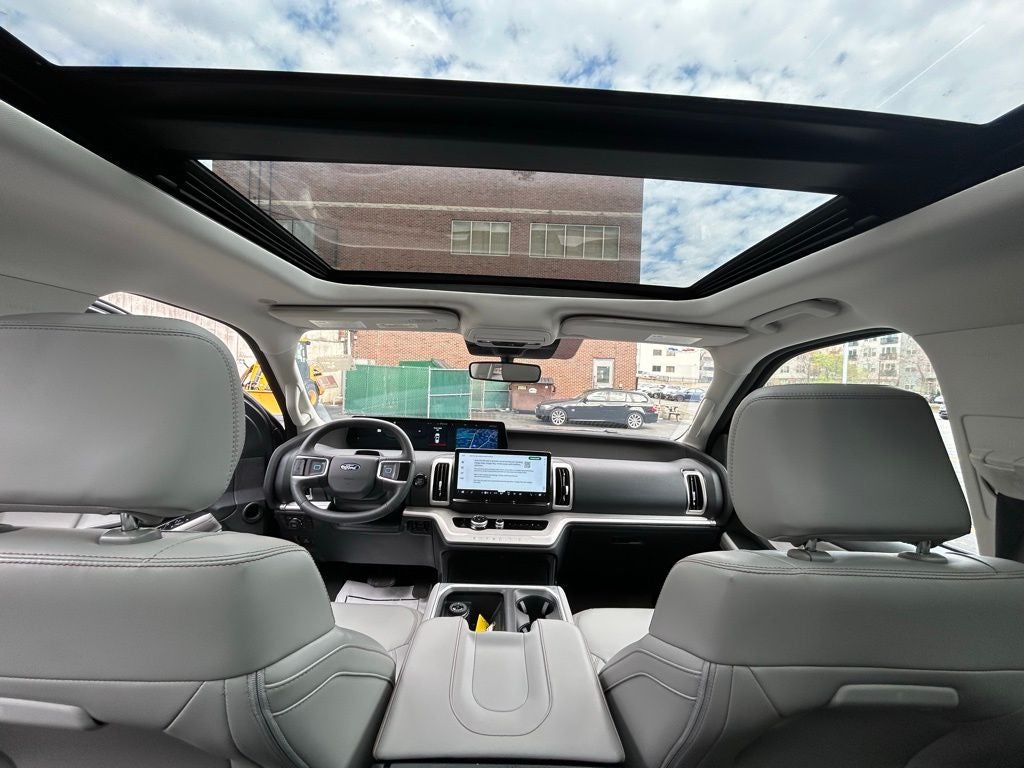 2025 Ford Expedition Active 4x4