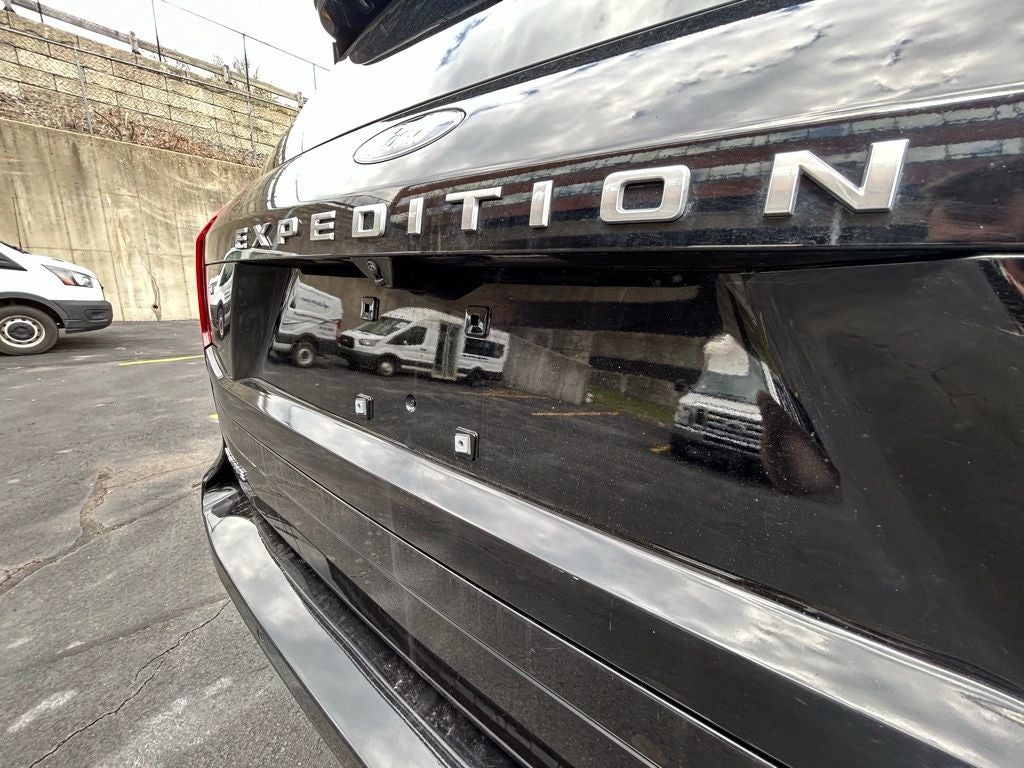 2025 Ford Expedition Active 4x4