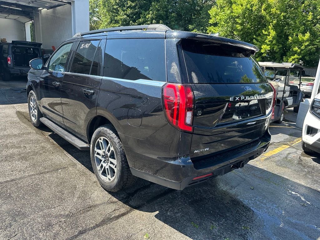 2025 Ford Expedition Active