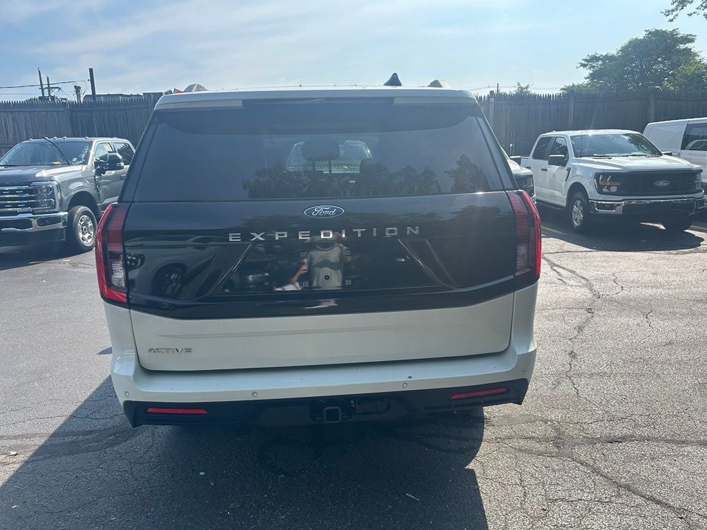 2026 Ford Expedition Active