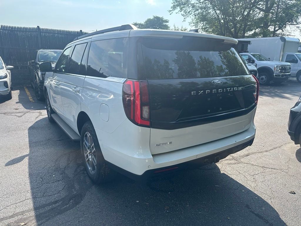 2026 Ford Expedition Active