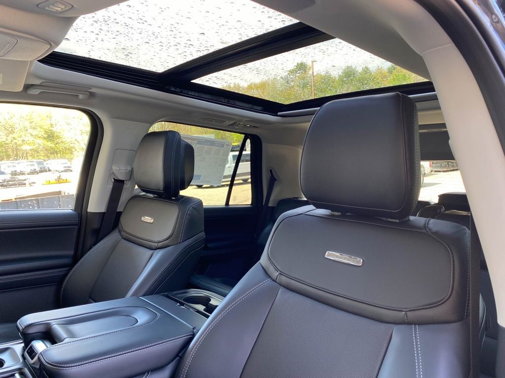 2026 Ford Expedition Platinum®