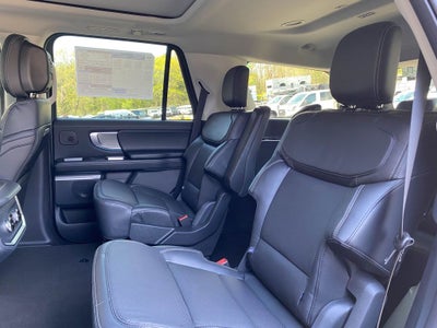 2026 Ford Expedition Platinum®