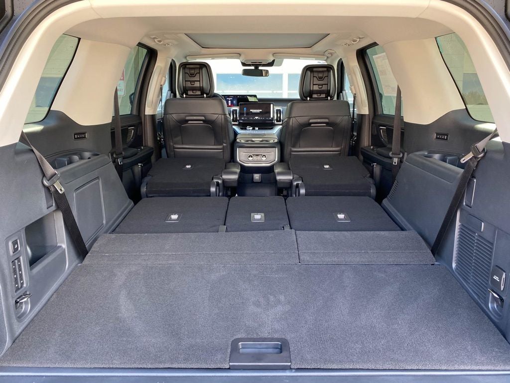 2026 Ford Expedition Platinum®