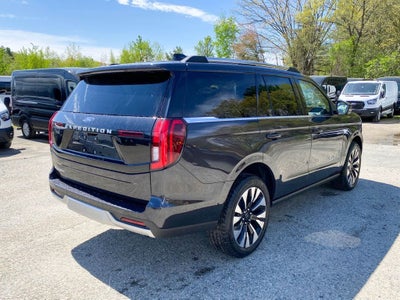 2026 Ford Expedition Platinum®