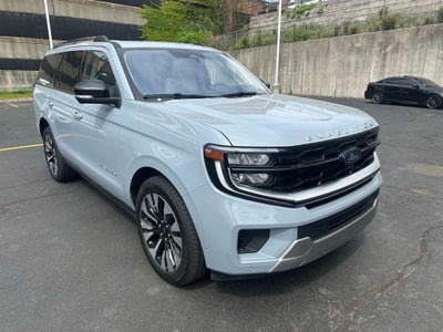 2025 Ford Expedition Platinum 4x4 M/Roof Nav.