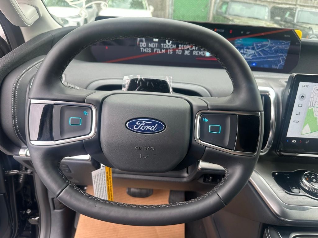 2026 Ford Expedition Platinum®