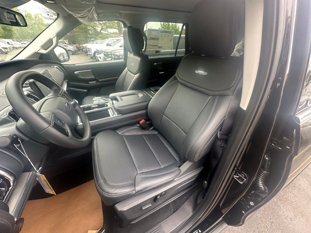 2026 Ford Expedition Platinum®
