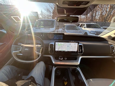 2025 Ford Expedition Platinum 4x4 M/Roof