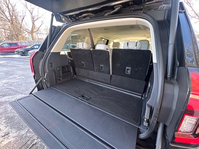 2025 Ford Expedition Platinum 4x4 M/Roof