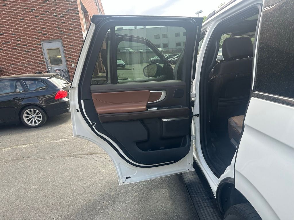 2025 Ford Expedition King Ranch 4x4 M/Roof Nav.