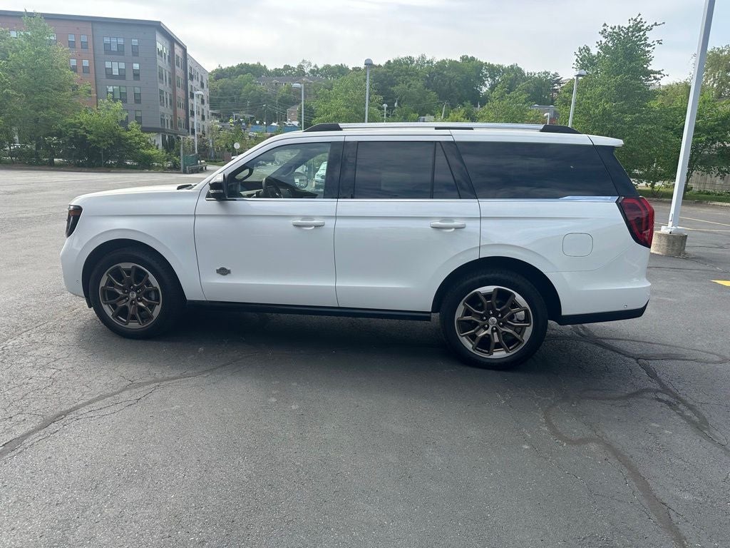 2025 Ford Expedition King Ranch 4x4 M/Roof Nav.