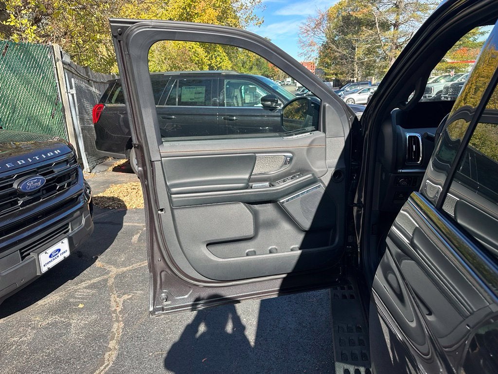 2025 Ford Expedition Tremor Demo