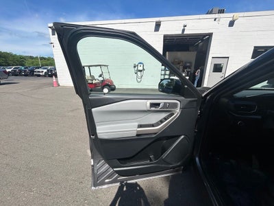 2023 Ford Explorer XLT 4WD M/ROOF Nav.