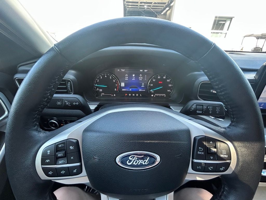 2023 Ford Explorer XLT 4WD M/ROOF Nav.
