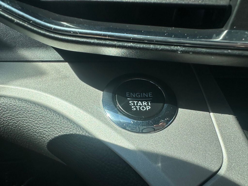 2023 Ford Explorer XLT 4WD M/Roof Nav.