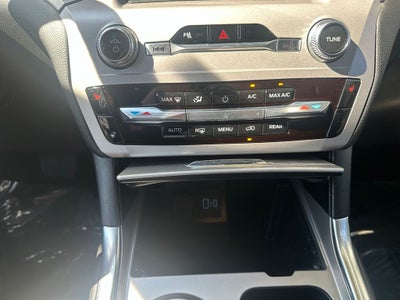 2023 Ford Explorer XLT 4WD M/Roof Nav.