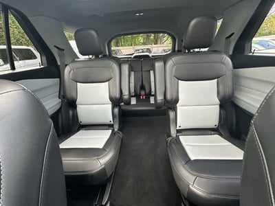 2022 Ford Explorer XLT 4wd M/Roof