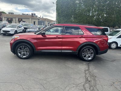 2022 Ford Explorer XLT 4wd M/Roof