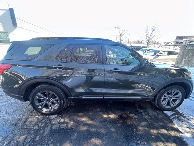 2023 Ford Explorer XLT Sport Appearance 4WD