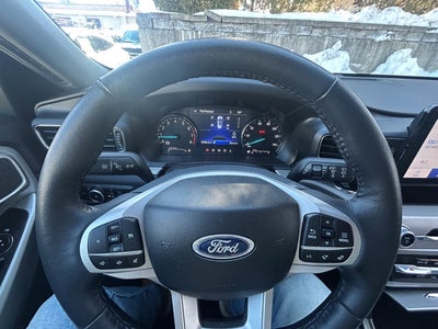 2023 Ford Explorer XLT Sport Appearance 4WD