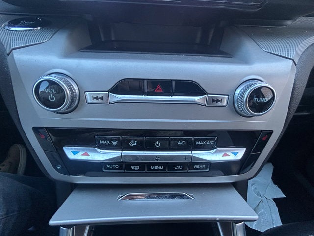 2023 Ford Explorer XLT Sport Appearance 4WD