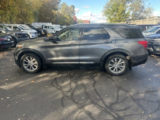 2022 Ford Explorer Limited 4WD M/Roof