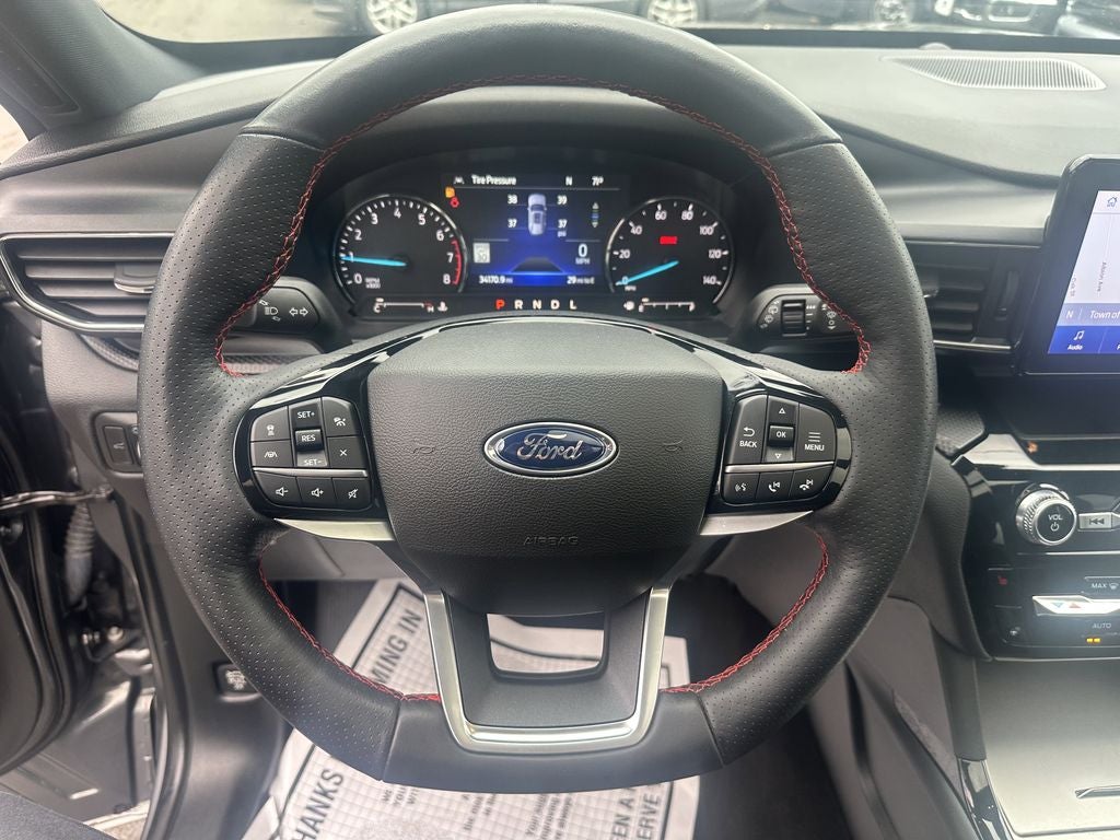 2023 Ford Explorer ST-Line