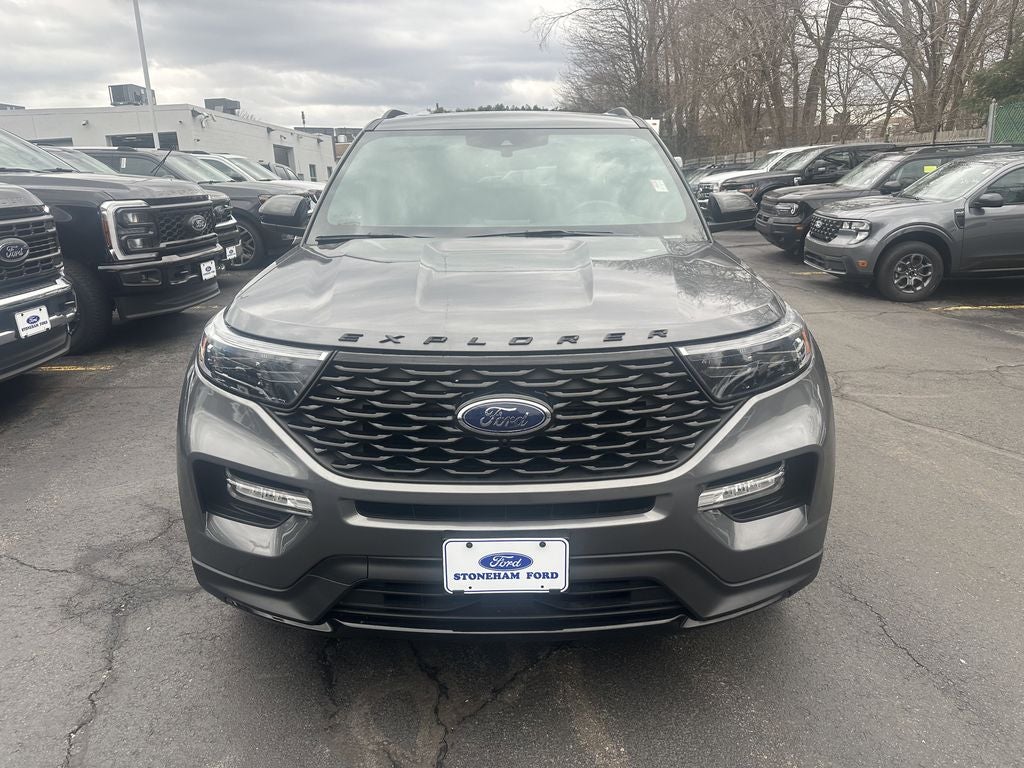 2023 Ford Explorer ST-Line