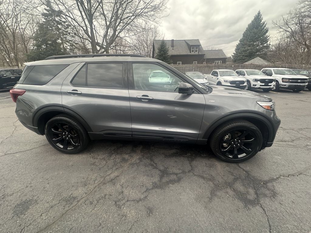 2023 Ford Explorer ST-Line