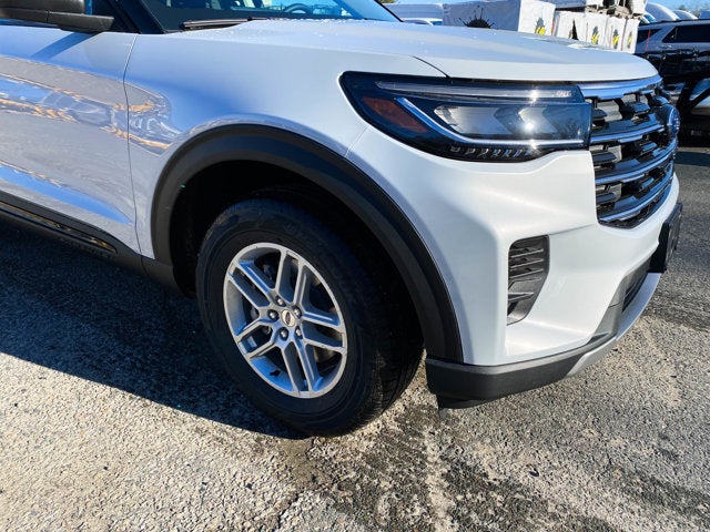 2026 Ford Explorer Active 4WD