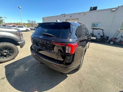 2025 Ford Explorer Active 4WD