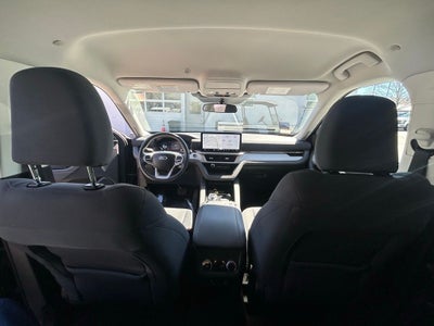 2025 Ford Explorer Active 4WD