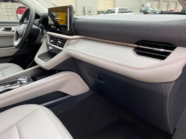 2026 Ford Explorer Active 4WD